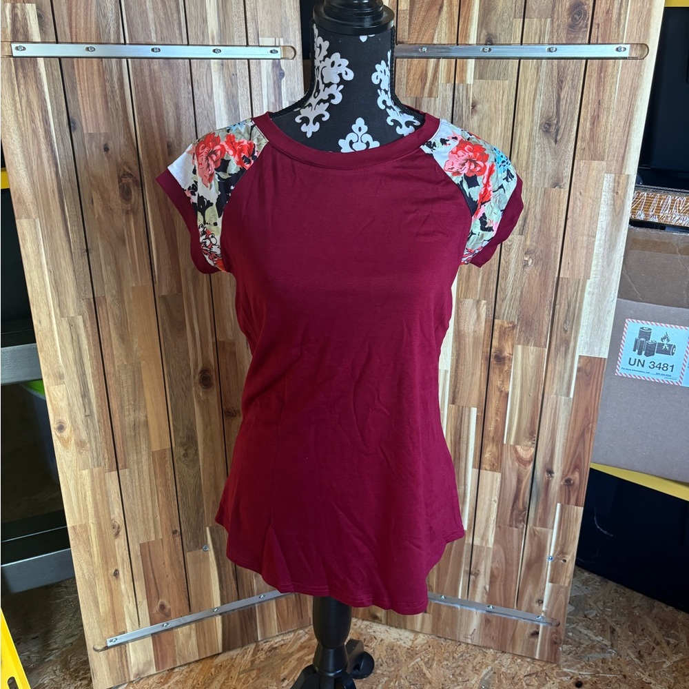 Short Sleeve/Cap Sleeve Blous